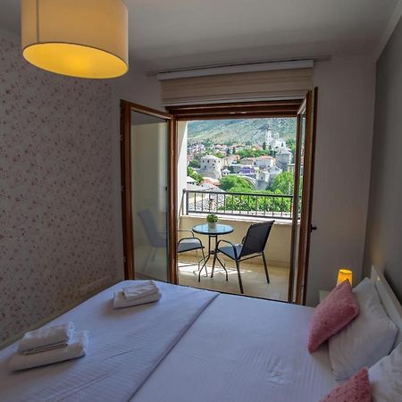 Apartment Light De Luxe - With Old Bridge View Mostar Bagian luar foto