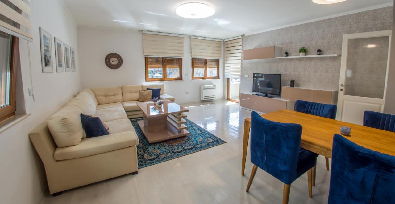 Apartment Light De Luxe - With Old Bridge View Mostar Bagian luar foto