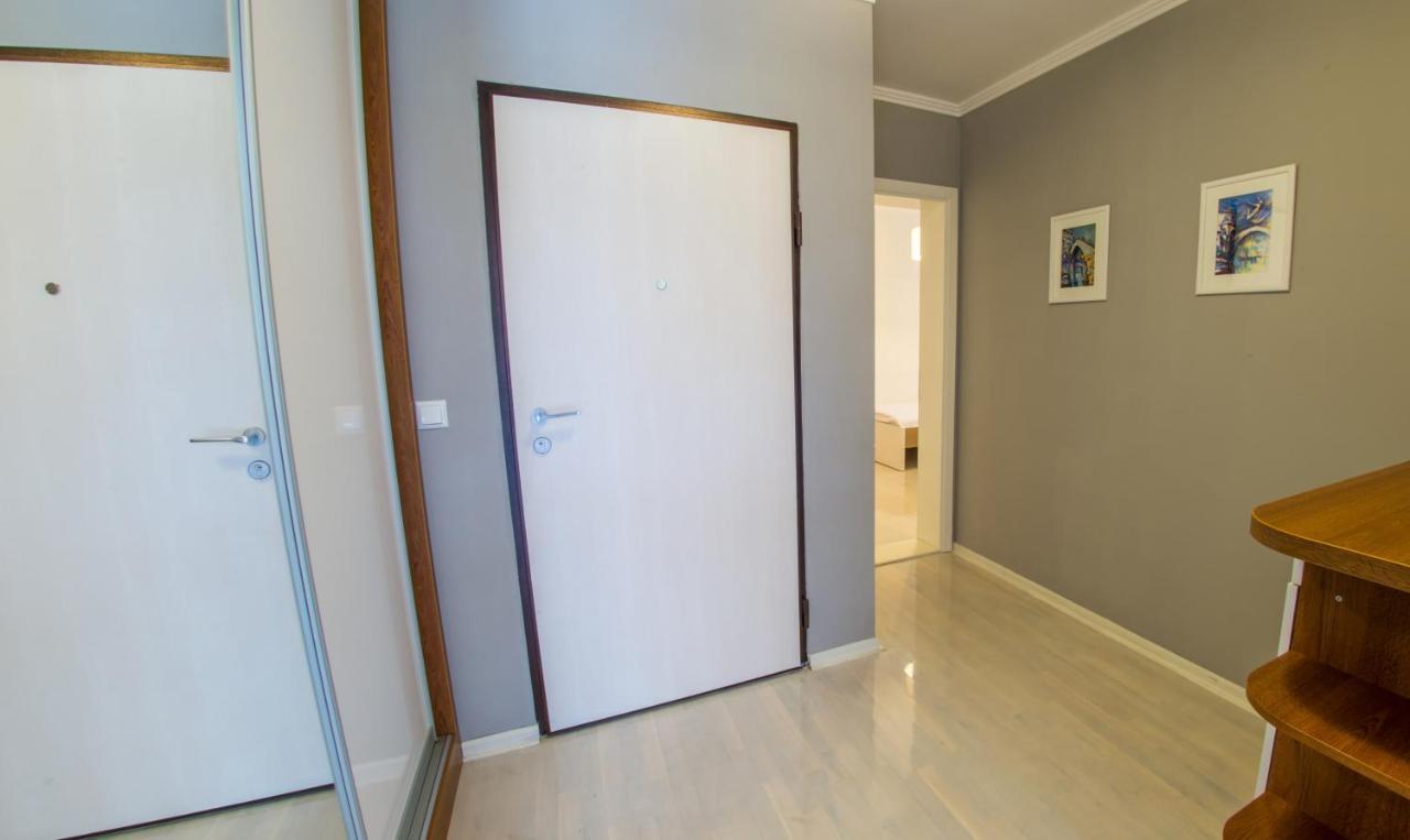 Apartment Light De Luxe - With Old Bridge View Mostar Bagian luar foto