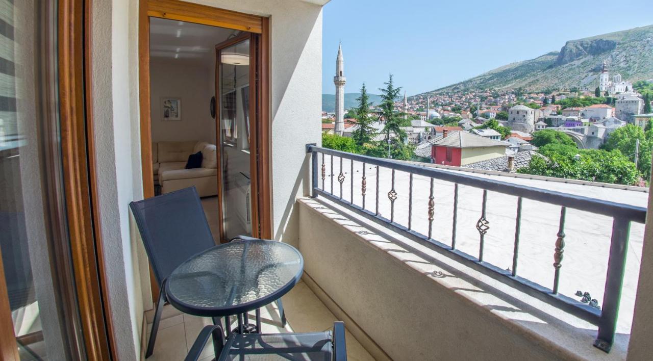 Apartment Light De Luxe - With Old Bridge View Mostar Bagian luar foto